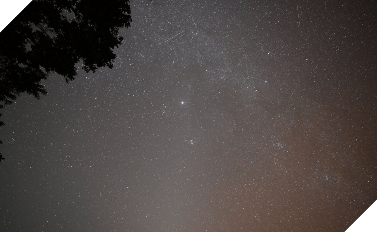 集落から見上げた星空